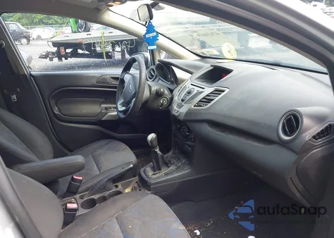 2012 Ford Fiesta Se z USA, uszkodzony, nr VIN 3FADP4EJ0CM117204